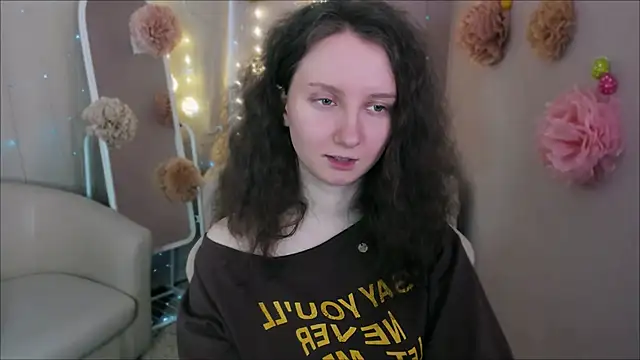 SunshineBlaze online show from April 4, 2026, 5:36 am