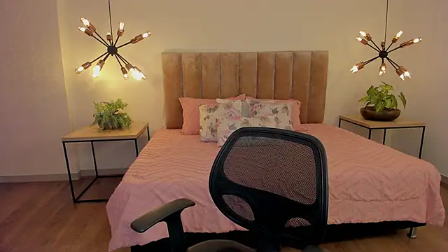 Abriil cutee online show from February 25, 2026, 10:53 pm