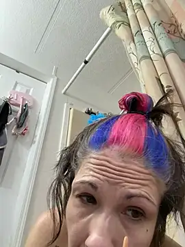 Karmab69 online show from February 5, 2026, 1:40 pm