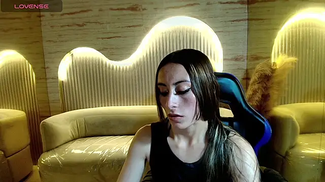 Snapshot of katalina_r_ chatting on April 30, 2026, 8:16 pm katalina r online show from April 30, 2026, 8:16 pm