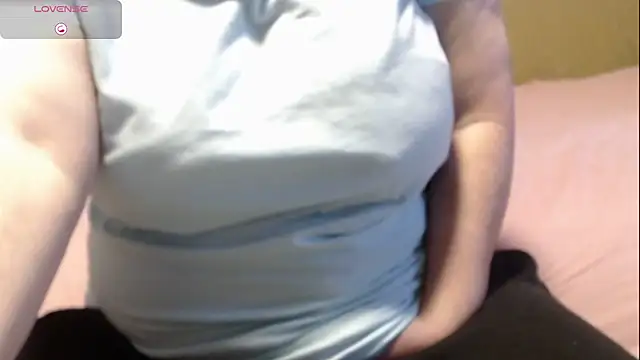 Snapshot of Santanna77 chatting on February 6, 2026, 7:26 am Santanna77 online show from February 6, 2026, 7:26 am