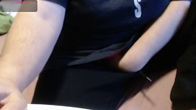 Snapshot of Santanna77 chatting on February 2, 2026, 8:35 am Santanna77 online show from February 2, 2026, 8:35 am