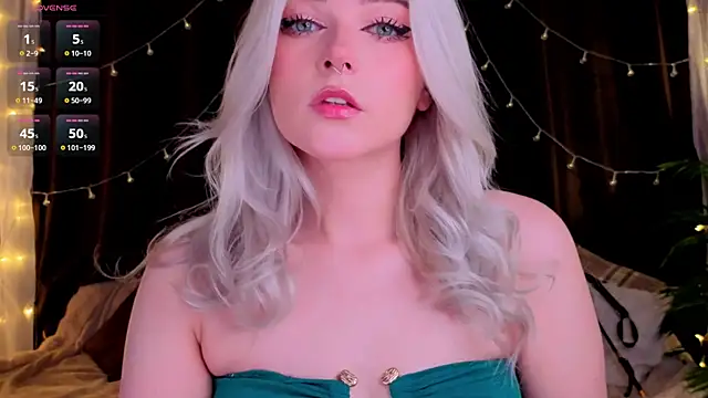 ShyniAlice online show from April 20, 2026, 4:59 am