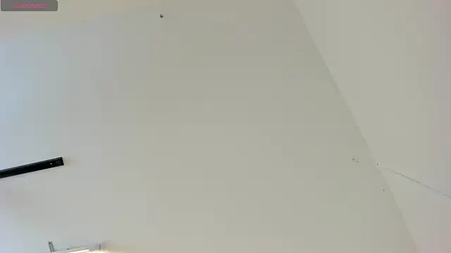 Miaaffox online show from February 11, 2026, 7:58 pm