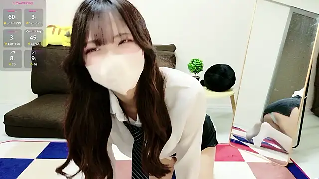 Nanamin- online show from June 9, 2026, 9:32 am
