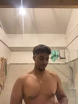 Axel black10 online show from April 18, 2026, 8:53 pm