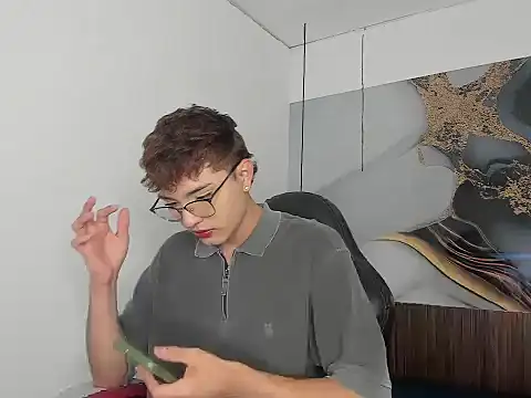 ReneePaz online show from January 13, 2026, 6:12 pm