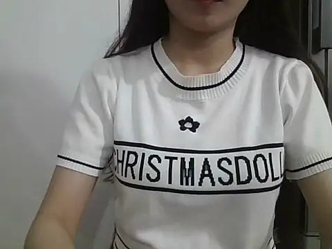 berry alma06 online show from April 18, 2026, 7:07 pm