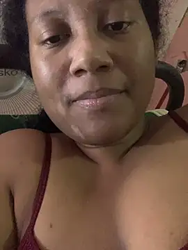 Snapshot of Eirondra_valeen chatting on July 21, 2026, 2:14 am Eirondra valeen online show from July 21, 2026, 2:14 am