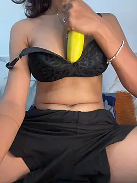 paribaby09 online show from June 14, 2026, 3:19 am