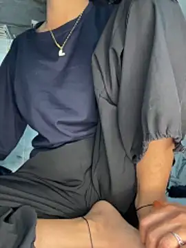 paribaby09 online show from February 28, 2026, 6:18 pm