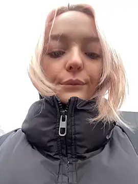 aka Blonde online show from March 29, 2026, 8:27 am