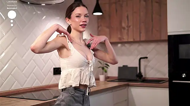 KnittedGoo online show from January 15, 2026, 5:00 am