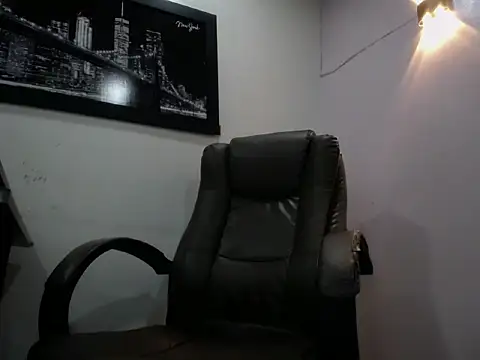 Oswalldo   online show from February 14, 2026, 11:21 am