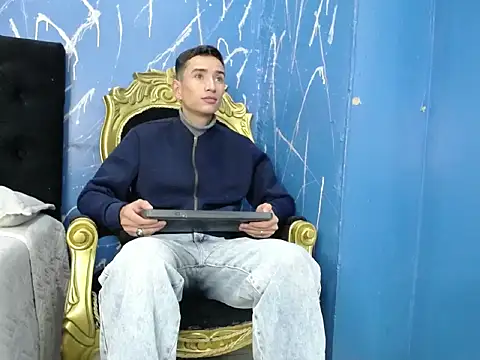 Iam Smith  online show from February 14, 2026, 2:45 am