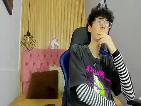 Syriussz online show from February 5, 2026, 7:21 pm