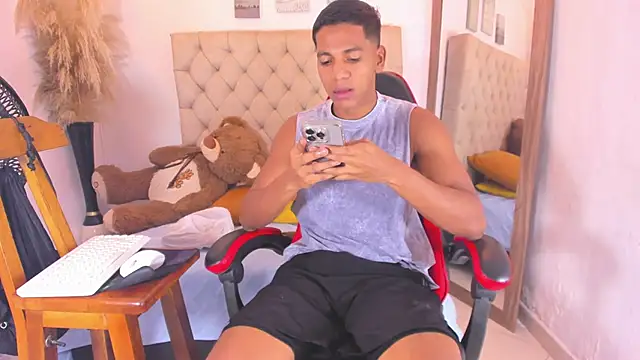 noah sthone online show from February 21, 2026, 10:39 am