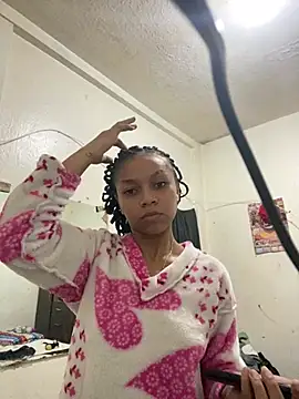 Meriida online show from March 21, 2026, 9:19 pm