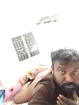 Snapshot of DesiPlayboy09 chatting on February 1, 2026, 4:49 pm DesiPlayboy09 online show from February 1, 2026, 4:49 pm