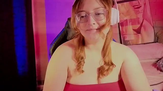 Mia Franklyn online show from April 4, 2026, 1:34 am