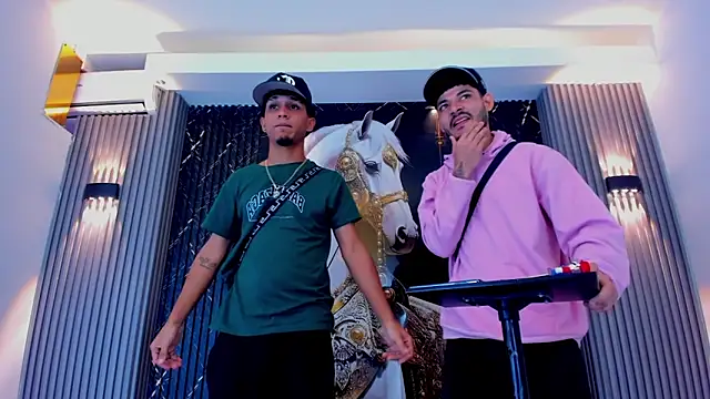 The Gods In Diamonds online show from March 2, 2026, 5:08 am