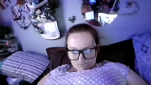 DisireAfterDark online show from February 15, 2026, 11:03 pm