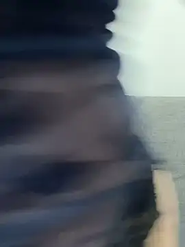 melissiaayzem online show from April 2, 2026, 7:59 am