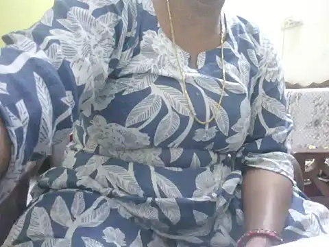 Snapshot of mohini_bhabhi chatting on June 24, 2026, 8:46 am mohini bhabhi online show from June 24, 2026, 8:46 am