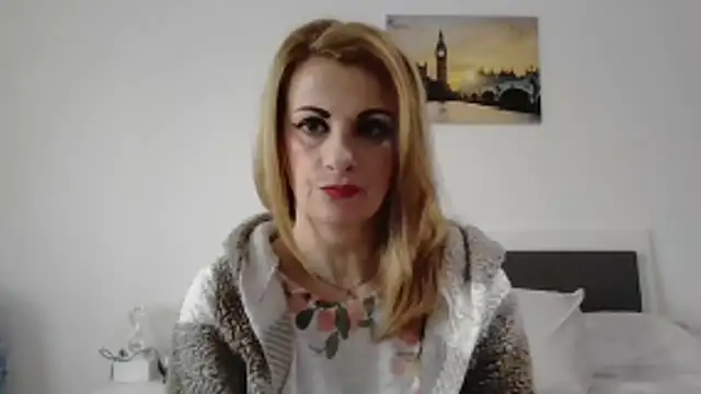 Clara1986 online show from February 8, 2026, 11:30 am