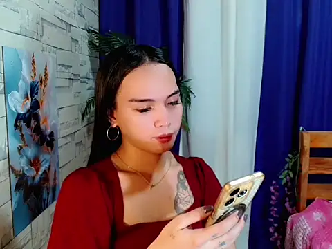 marishkafox69 online show from June 20, 2026, 1:10 am