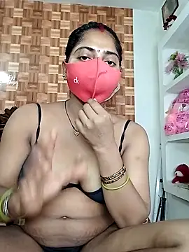 Angel eyes00 online show from April 19, 2026, 4:52 pm