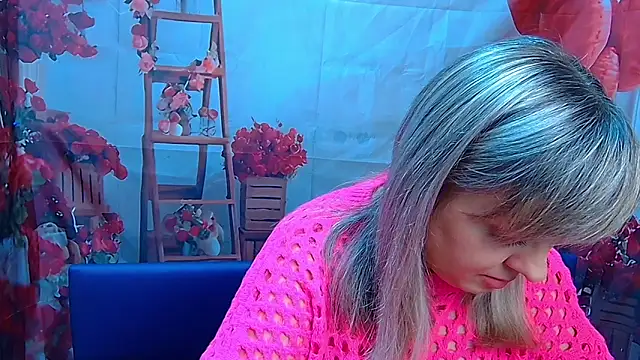 VeronicaSvitt online show from February 9, 2026, 1:20 pm