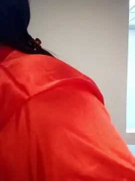 soffi joness23 online show from April 18, 2026, 7:07 pm