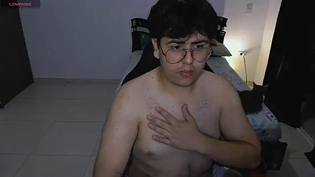 Snapshot of Dylan_cr chatting on March 27, 2026, 8:26 am Dylan cr online show from March 27, 2026, 8:26 am