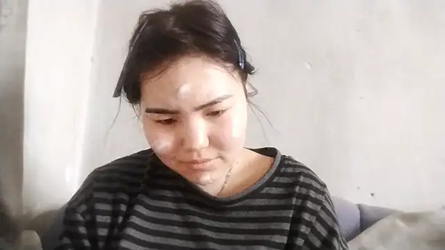 MollyAsian online show from February 19, 2026, 5:48 am