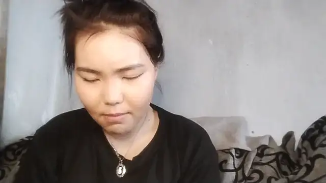 MollyAsian online show from February 28, 2026, 5:18 am