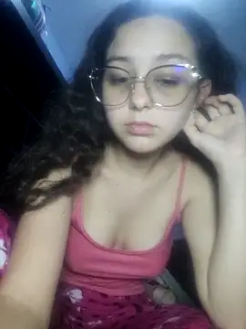 racheldepp  online show from February 3, 2026, 5:05 am