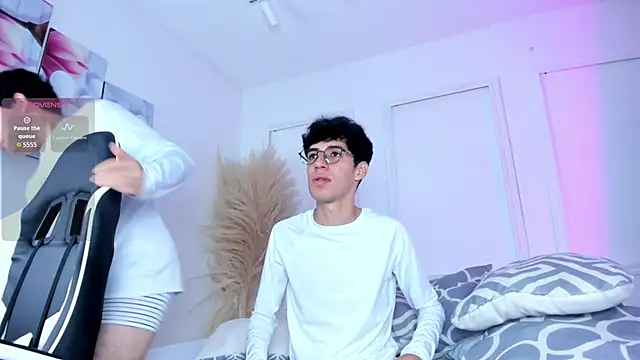 ian and austin online show from January 13, 2026, 12:53 pm