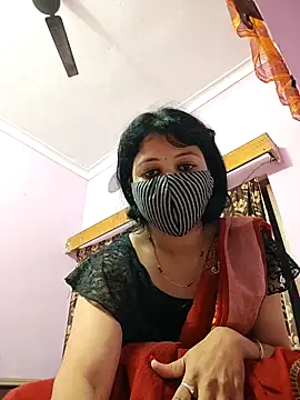 Priyaji7575 online show from February 3, 2026, 5:27 am