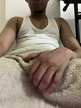 Uzieham22 online show from April 24, 2026, 2:30 pm