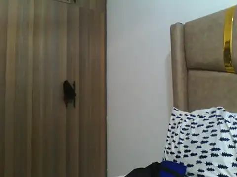 kunhlula16 online show from February 5, 2026, 7:37 am