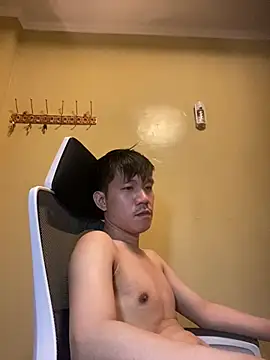 Snapshot of asian_guy67 chatting on June 25, 2026, 6:02 pm asian guy67 online show from June 25, 2026, 6:02 pm