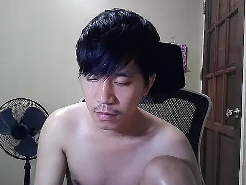 Snapshot of asian_guy67 chatting on July 28, 2026, 8:52 pm asian guy67 online show from July 28, 2026, 8:52 pm