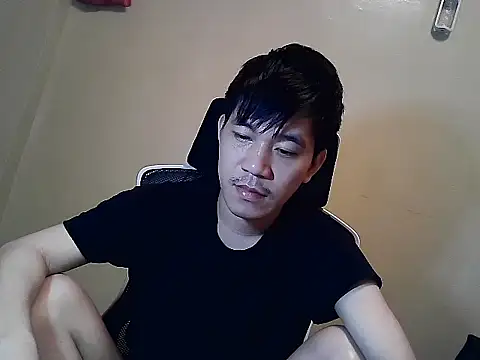 Snapshot of asian_guy67 chatting on July 2, 2026, 12:11 am asian guy67 online show from July 2, 2026, 12:11 am