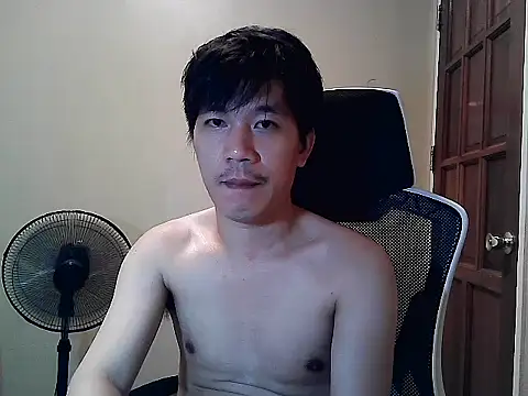 Snapshot of asian_guy67 chatting on July 29, 2026, 3:00 pm asian guy67 online show from July 29, 2026, 3:00 pm