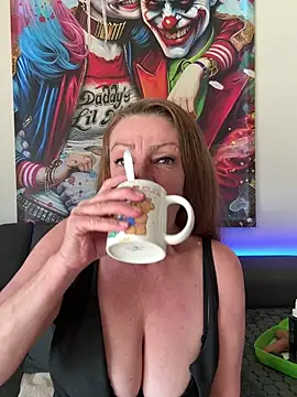 gabi-milf online show from March 5, 2026, 8:11 am