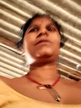 Hot di97 online show from May 15, 2026, 11:03 pm