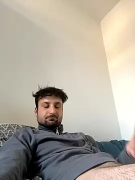 Snapshot of elAntonio777 chatting on January 11, 2026, 2:02 pm elAntonio777 online show from January 11, 2026, 2:02 pm