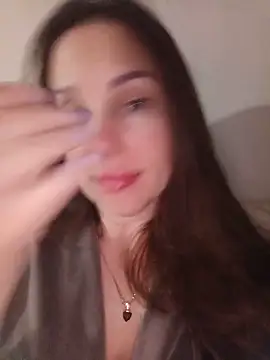 She-Moon online show from May 28, 2026, 6:47 pm