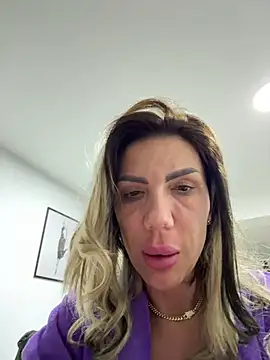 Missolevelvet online show from February 21, 2026, 10:45 pm